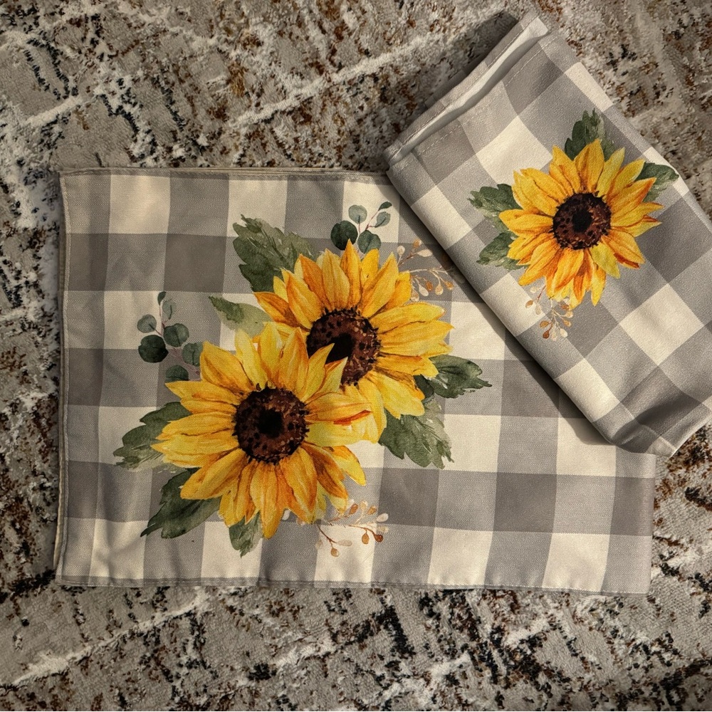 Sunflower Checkered Table Runner